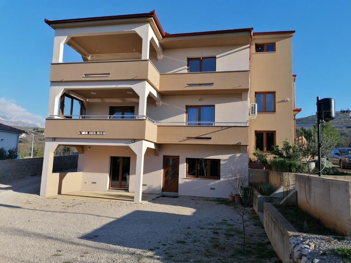 Ferienwohnung Holiday House Roncevic 50 M From Sea A1 Jasenice  Exterior foto